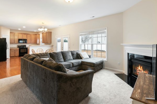 Prolonger la durée de vie de votre bâche de piscine grâce à un entretien régulier